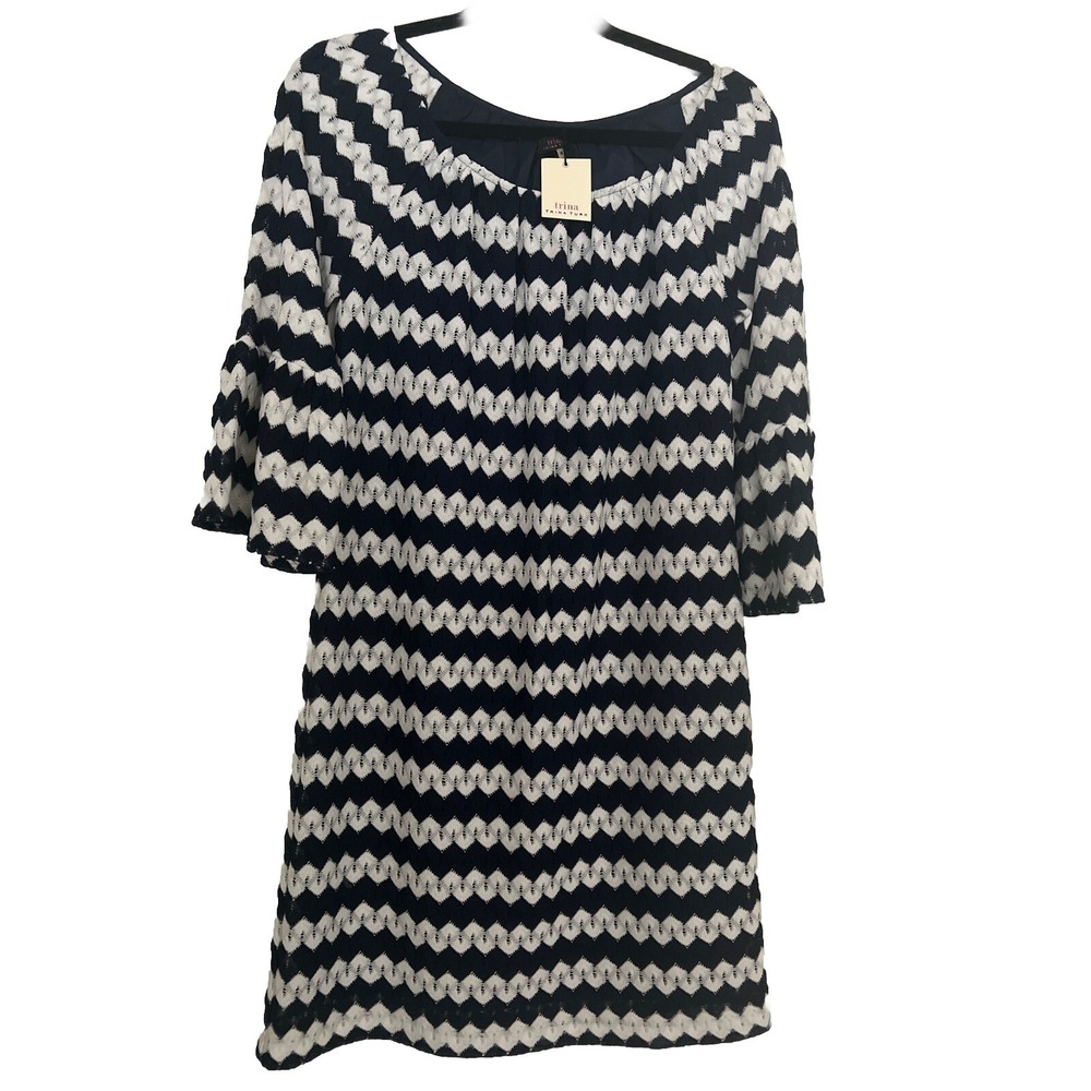 Trina Turk Optic Geo-Print Size Small Dress Cover Up Beach Vacation Quiet Luxury
